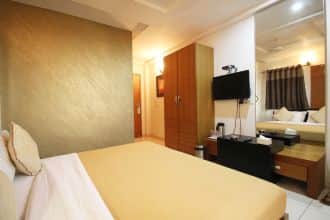 Hotel The Royal Plaza, Ahmedabad 2